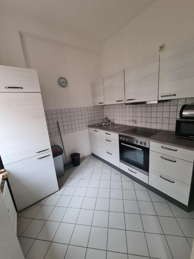 Flex Aparts - 2-Raum Wohnung In Zwickau Mit Balkon Luaran gambar