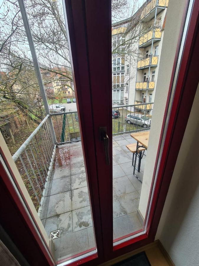 Flex Aparts - 2-Raum Wohnung In Zwickau Mit Balkon Luaran gambar