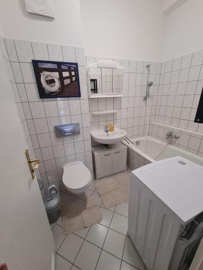 Flex Aparts - 2-Raum Wohnung In Zwickau Mit Balkon Luaran gambar
